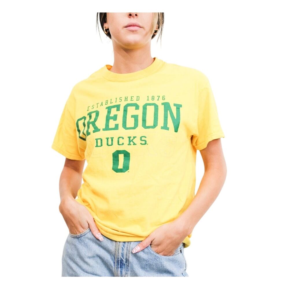 University of Oregon Tee - M